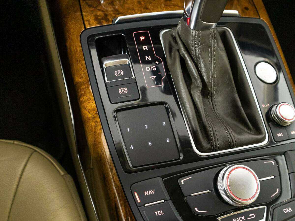 Audi A7, 2011 Фото №19