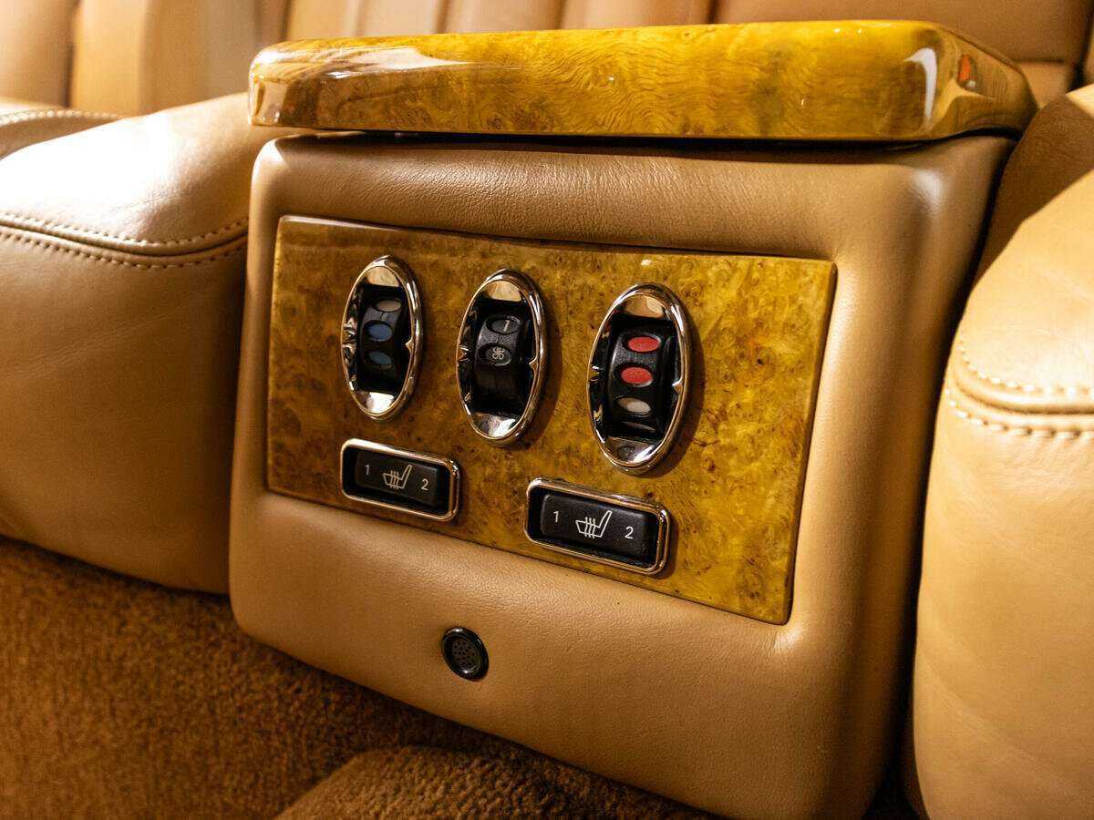 Bentley Arnage R, 2003 Фото №20