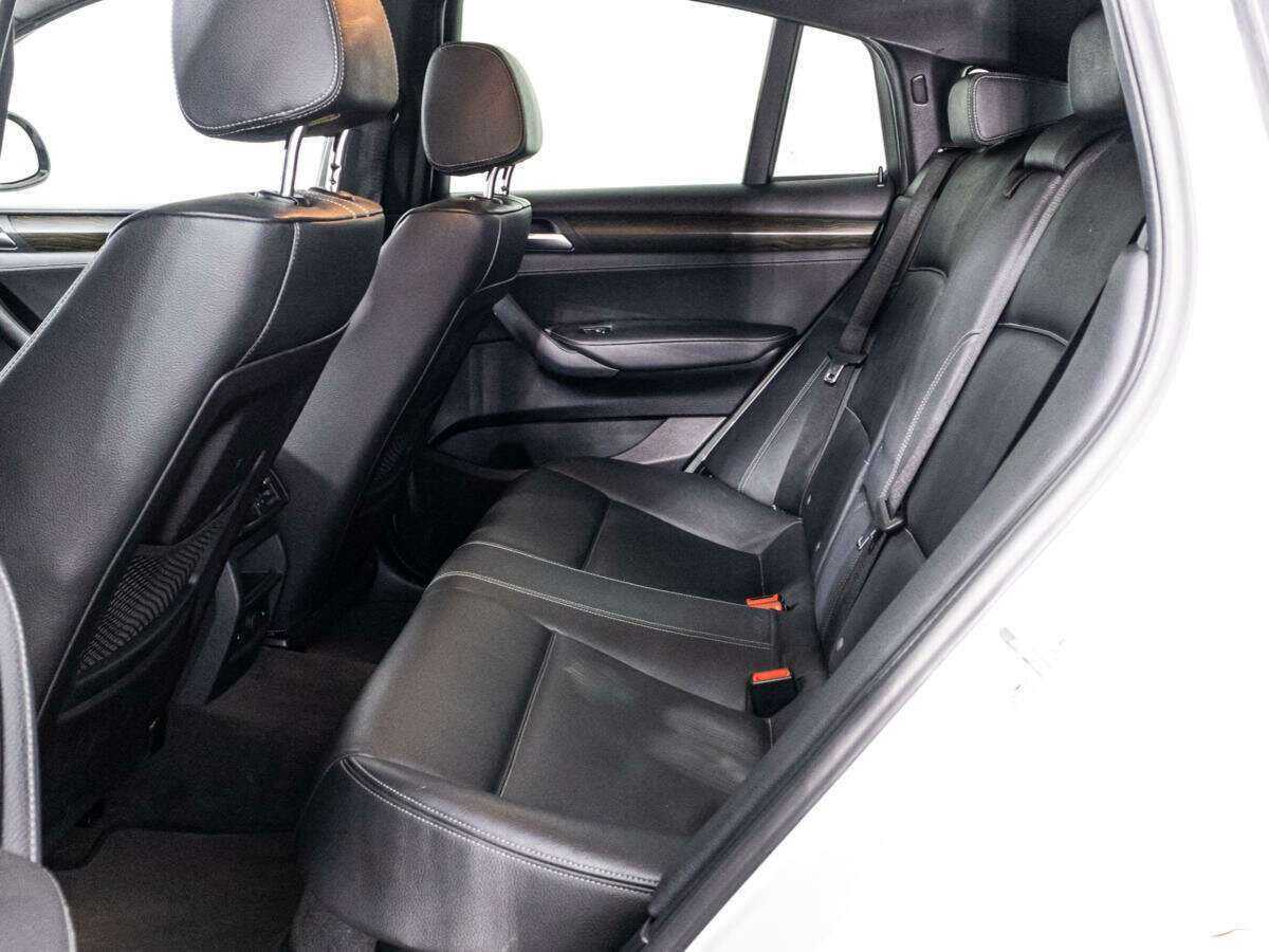 BMW X4 M40i, 2016 Фото №10