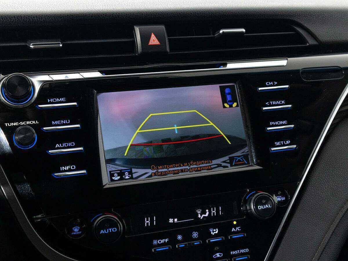 Toyota Camry, 2018 Фото №17