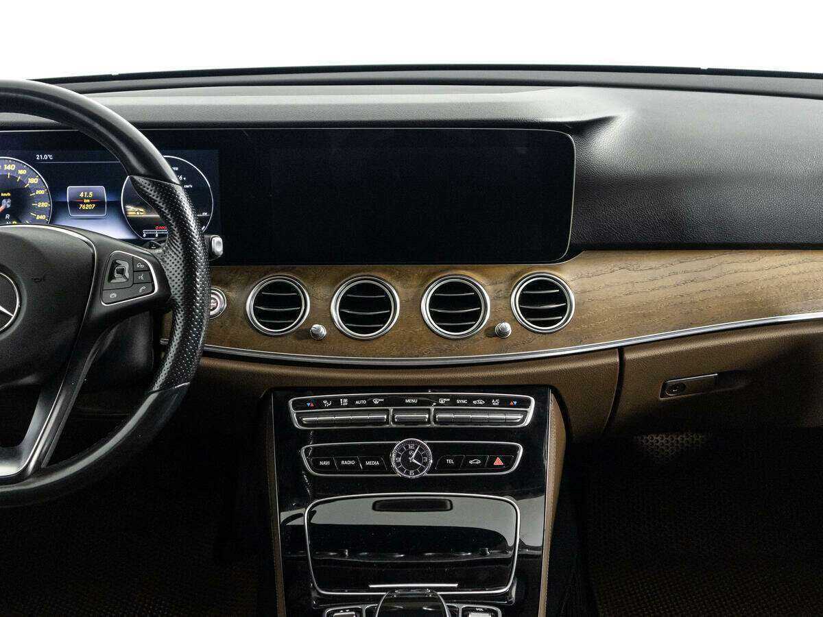 Mercedes-Benz E-Класс 400, 2016 Фото №14