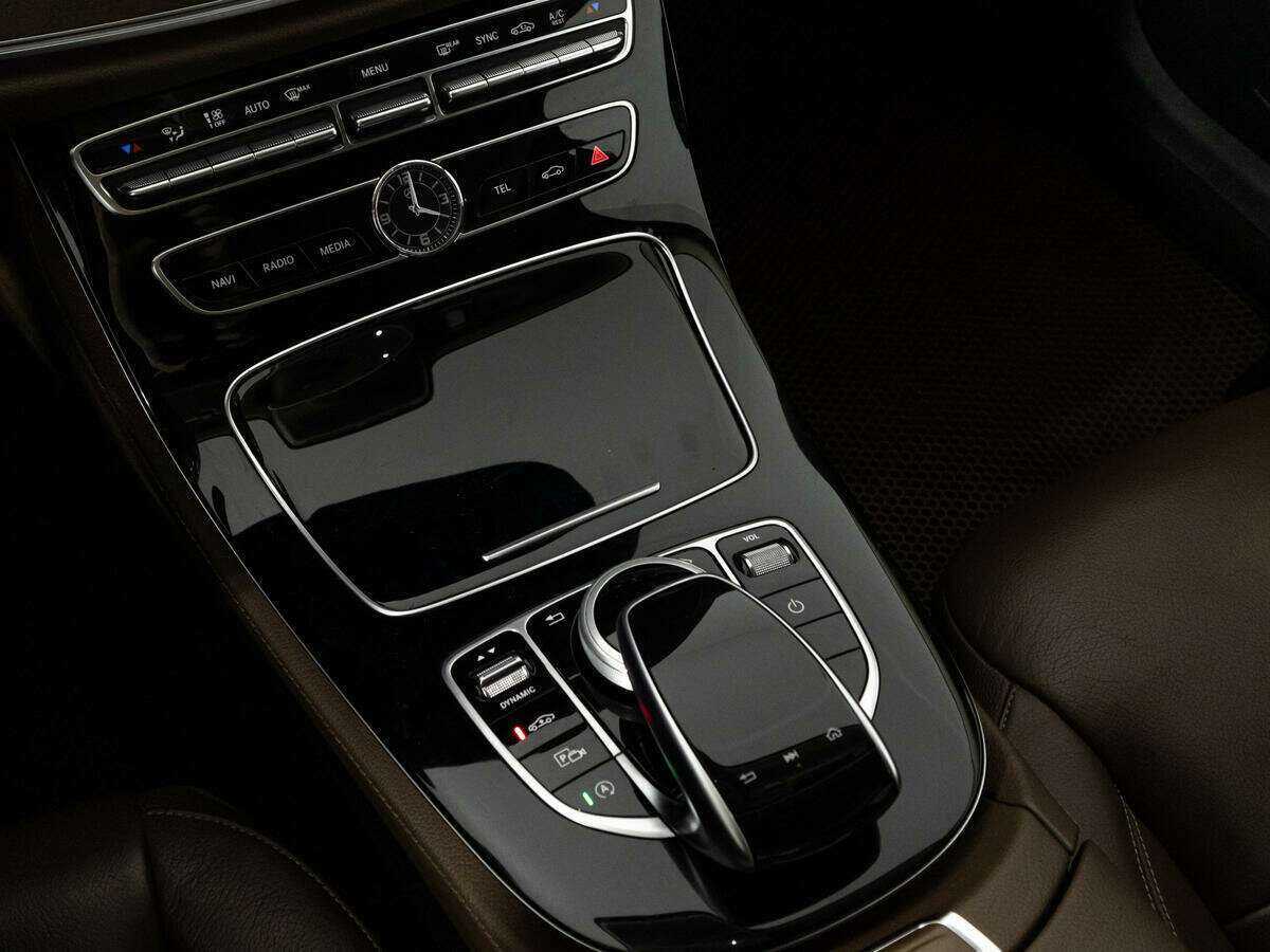 Mercedes-Benz E-Класс 400, 2016 Фото №18