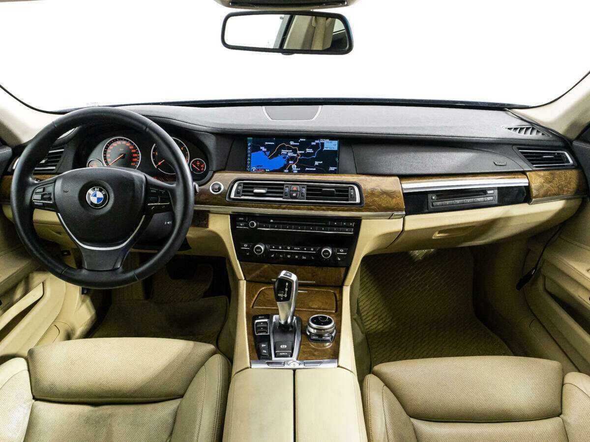 BMW 7 серии 740d xDrive, 2011 Фото №13