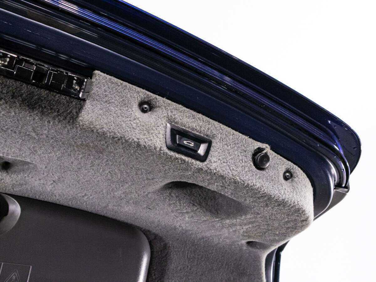 BMW 7 серии 740d xDrive, 2011 Фото №15