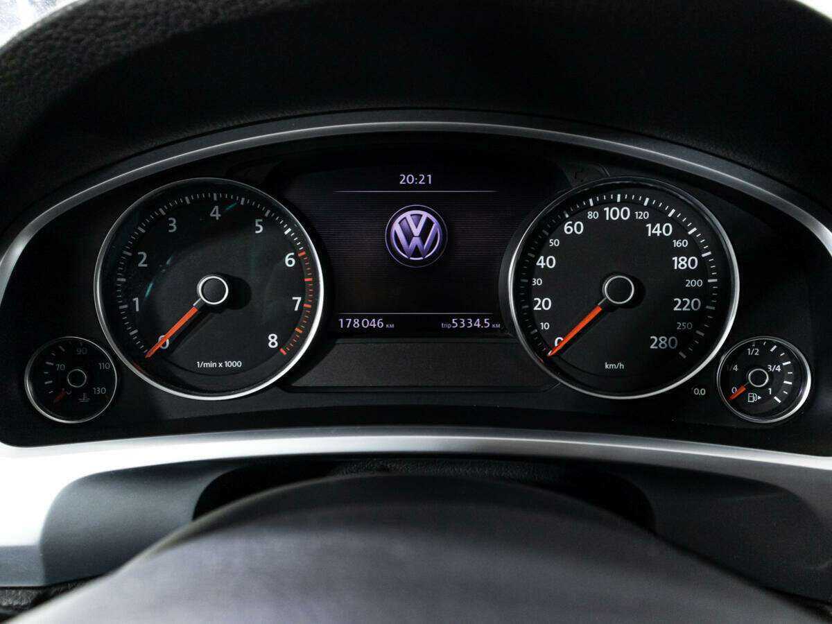 Volkswagen Touareg, 2010 Фото №12