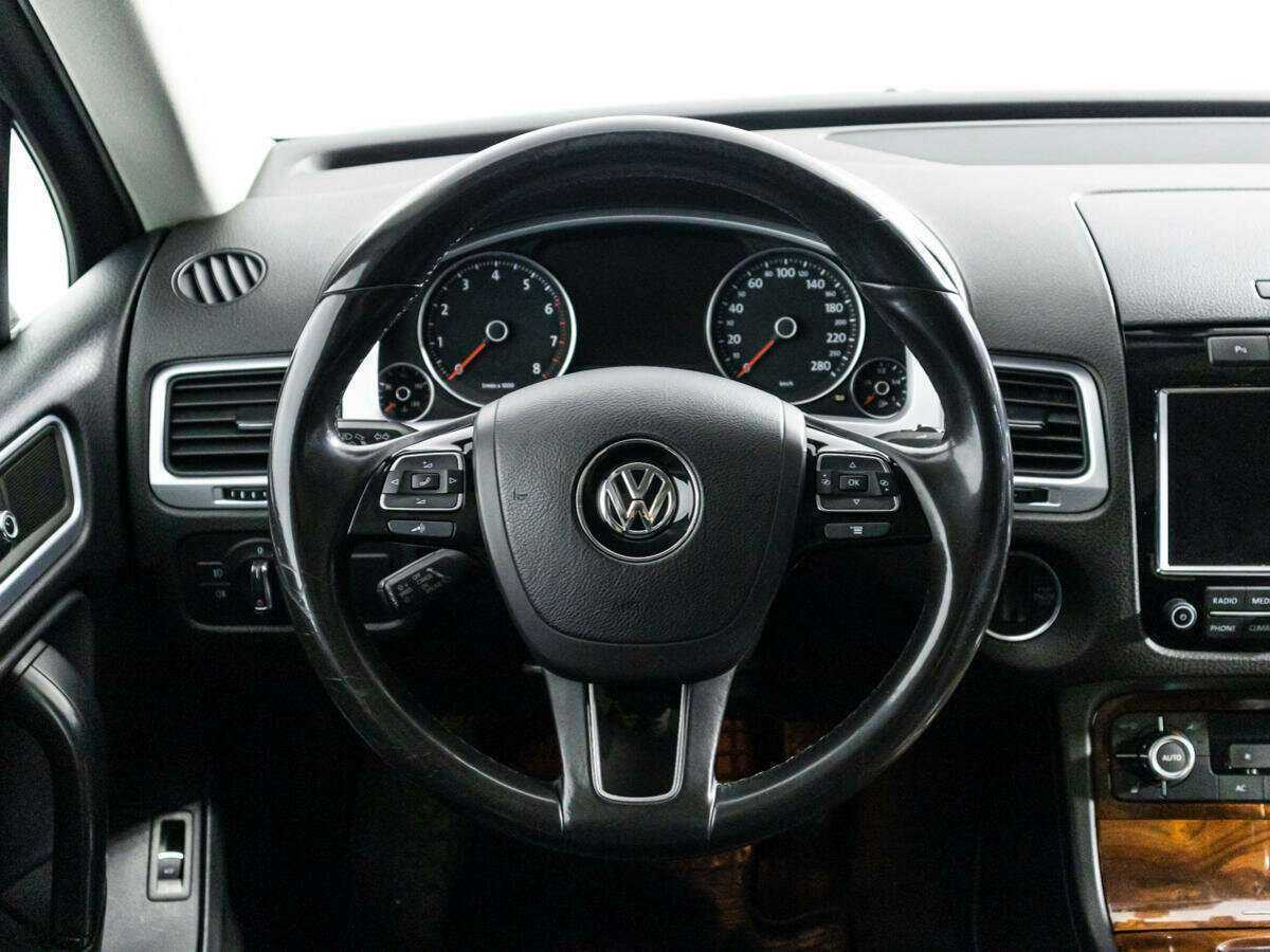 Volkswagen Touareg, 2010 Фото №20