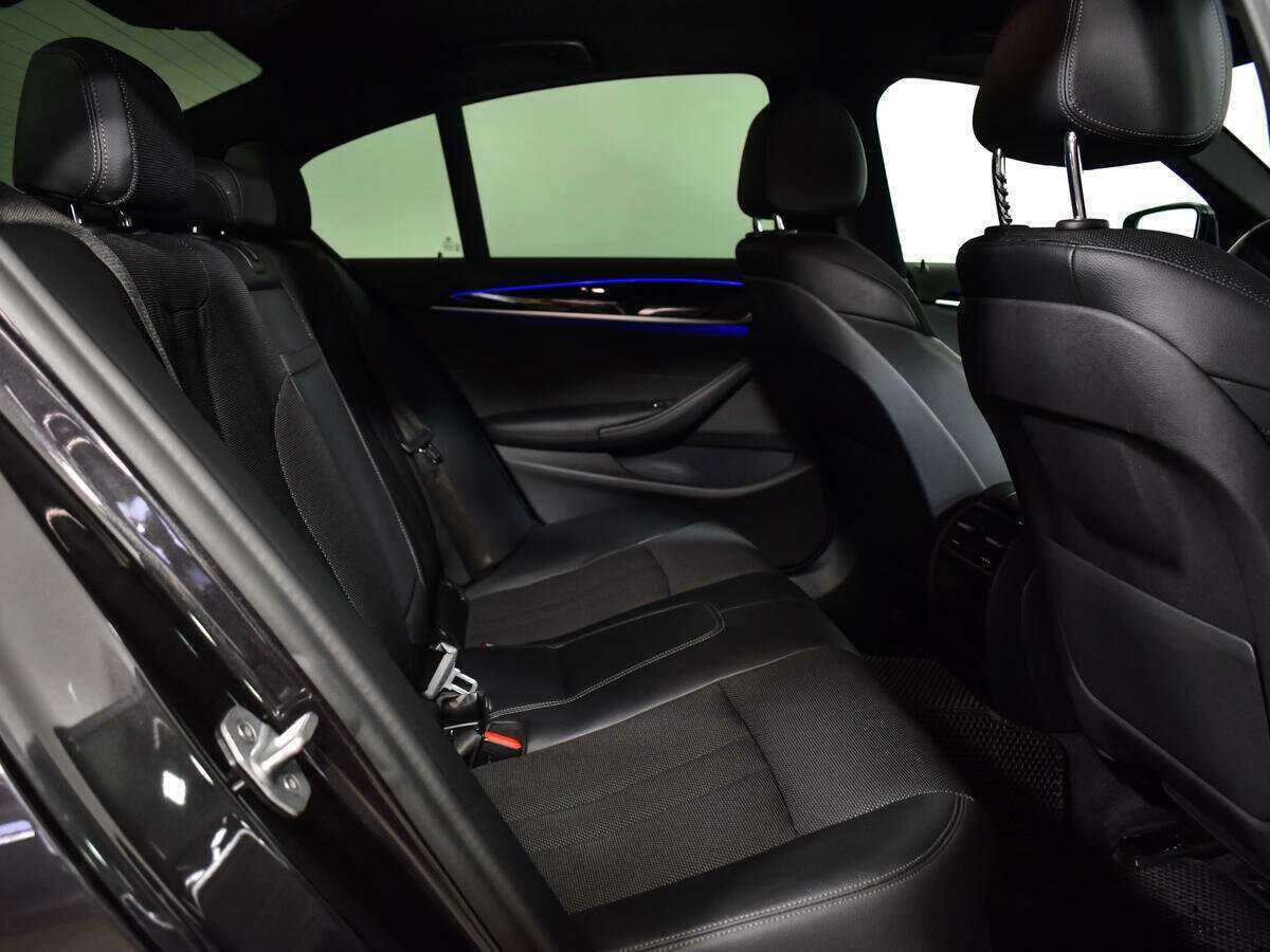 BMW 5 серии 520d, 2019 Фото №10