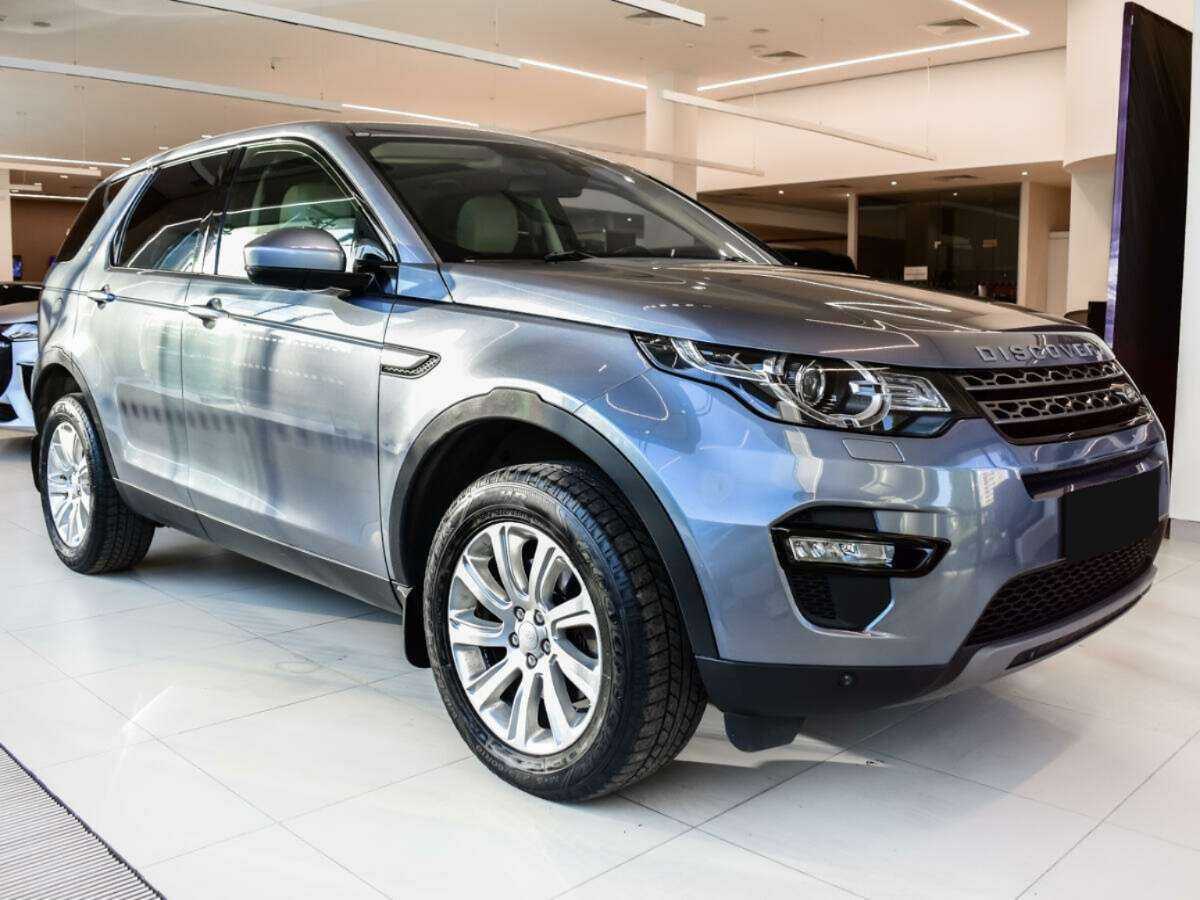 Land Rover Discovery Sport, 2017 - 81 831 км. | Фото №3