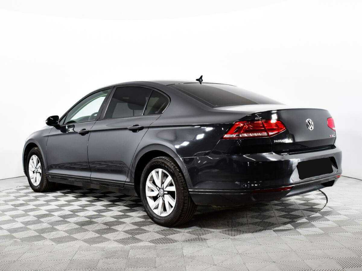 Volkswagen Passat, 2017 - 130 450 км. | Фото №7