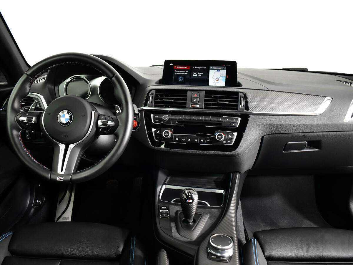 BMW M2, 2018 Фото №10