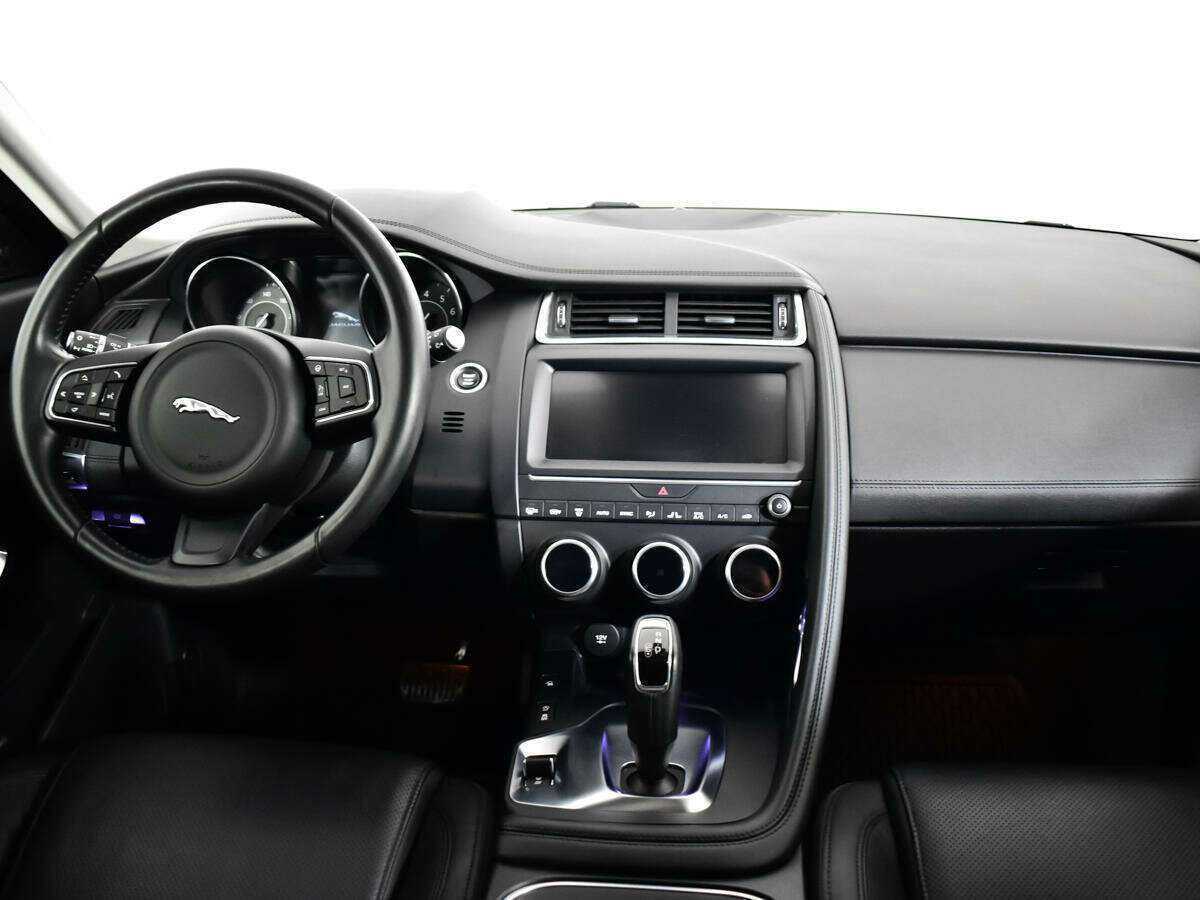 Jaguar E-Pace, 2018 Фото №10