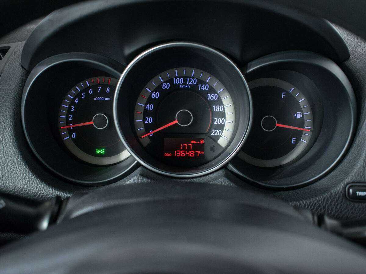 Kia Cerato 5-speed, 2011 Фото №9