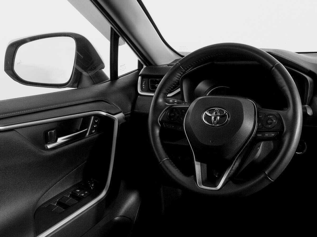 Toyota RAV4, 2021 Фото №15