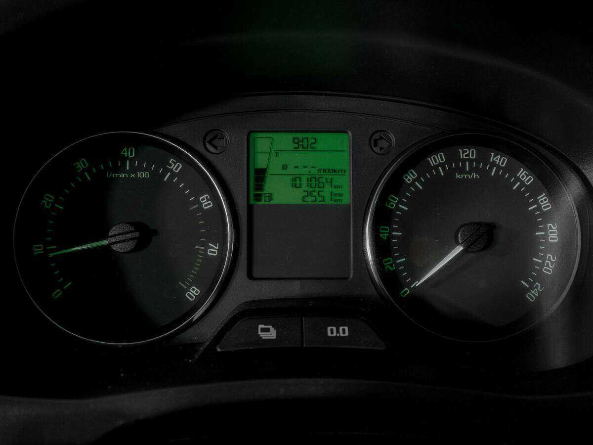 Skoda Roomster, 2012 Фото №11