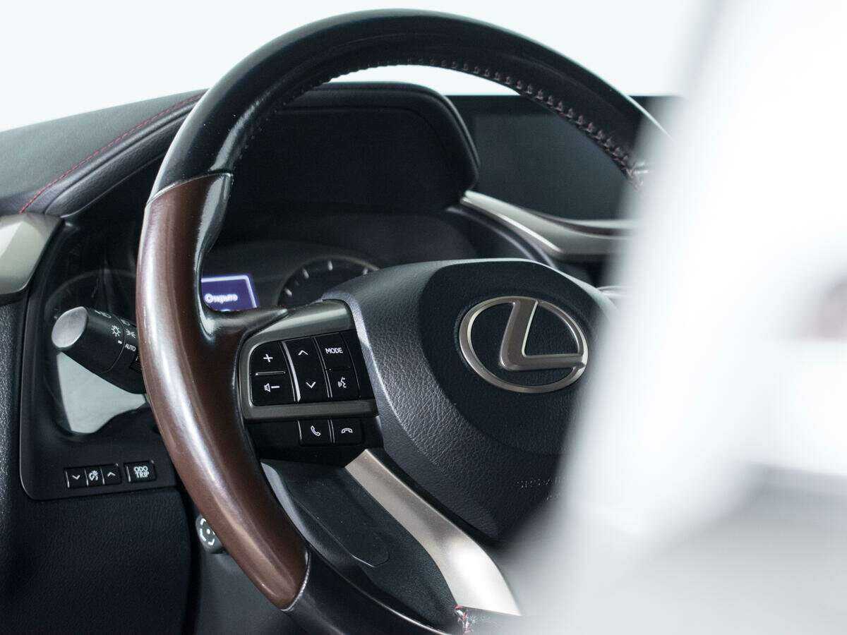 Lexus RX 200t, 2017 Фото №18