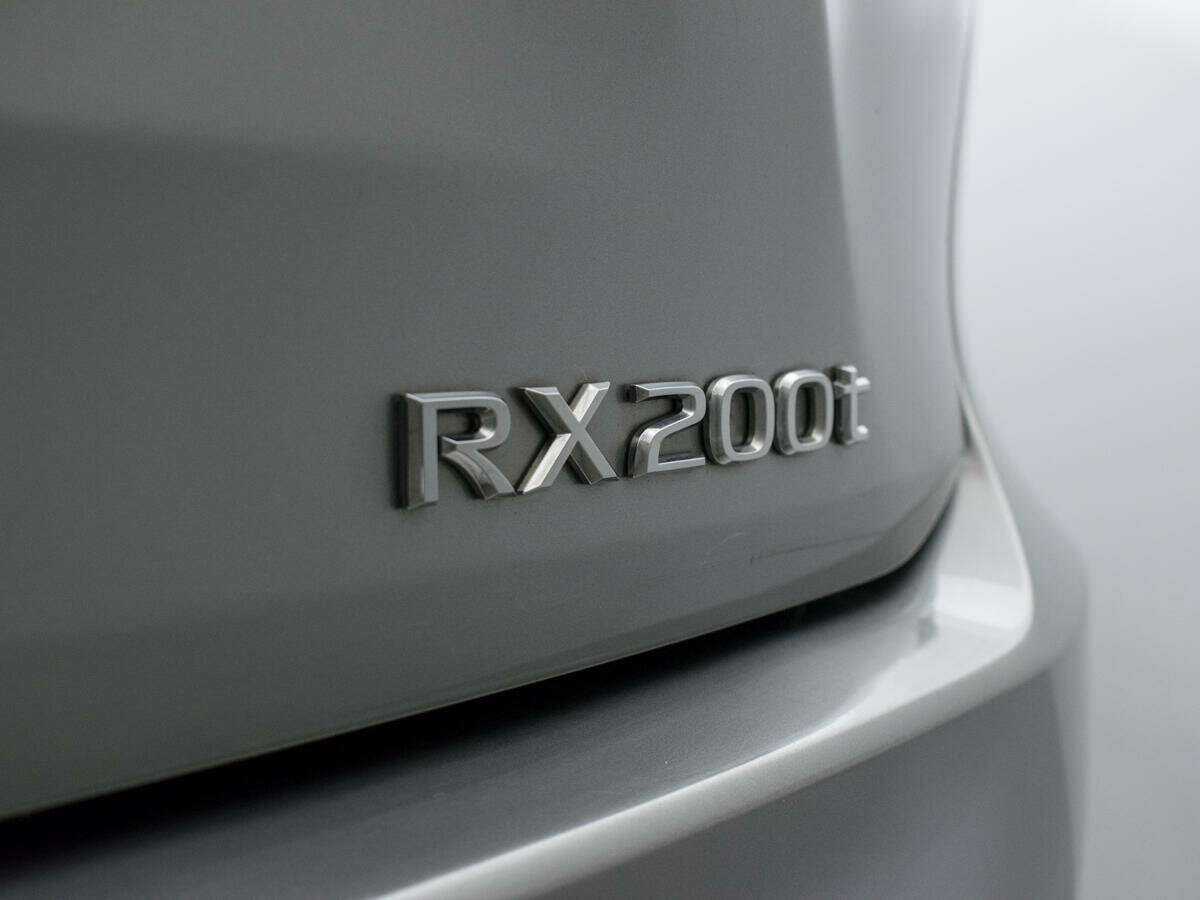 Lexus RX 200t, 2017 Фото №19