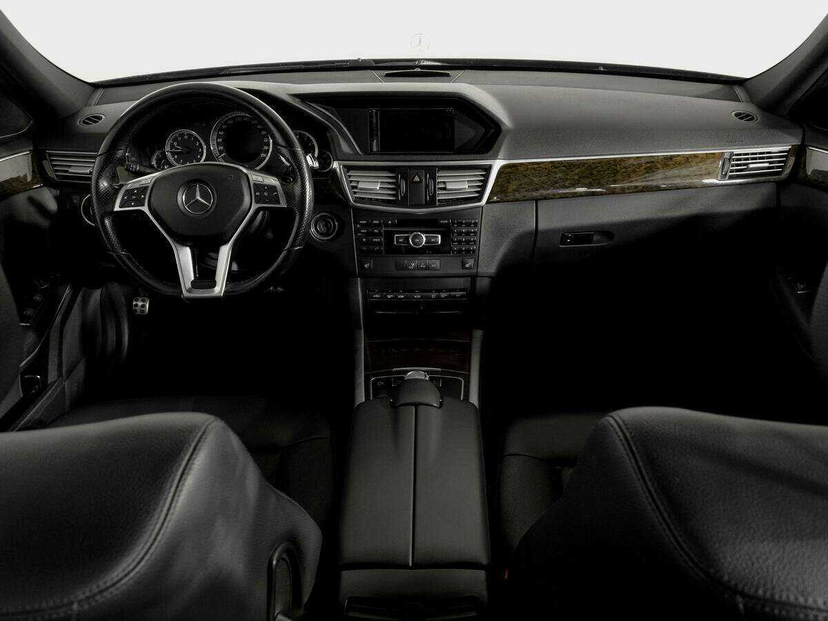 Mercedes-Benz E-Класс 200 7G-Tronic, 2012 Фото №12