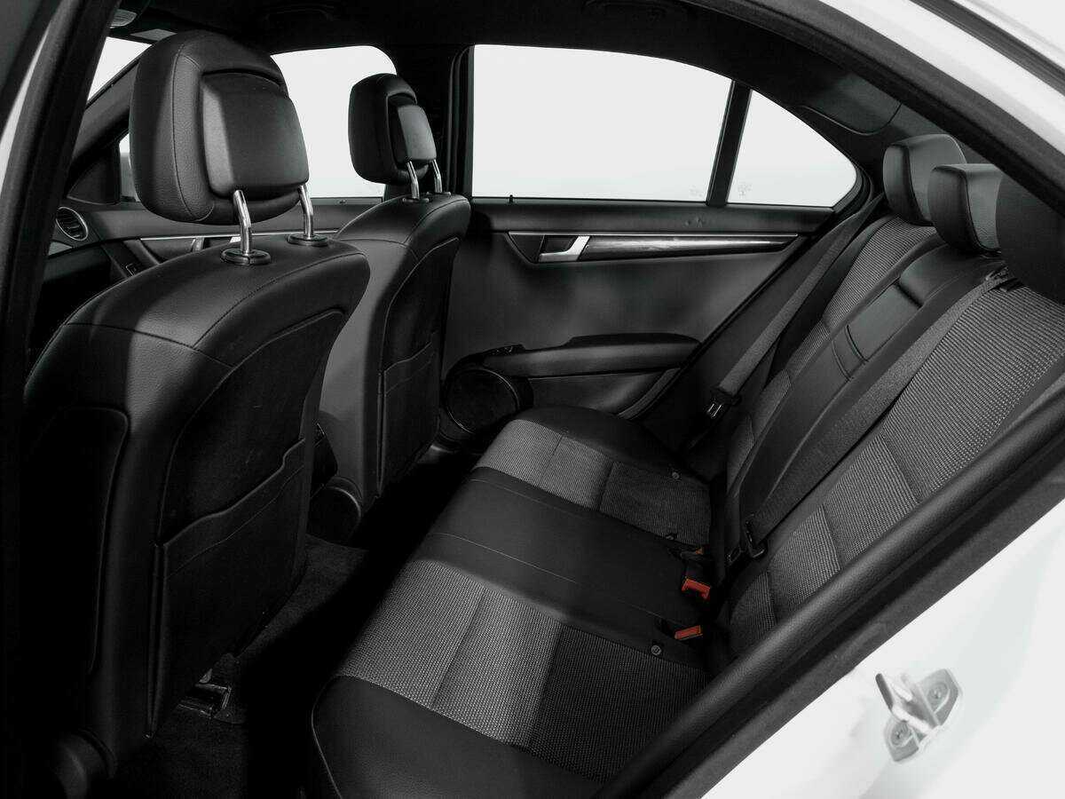 Mercedes-Benz C-Класс 180 BlueEFFICIENCY, 2011 Фото №10