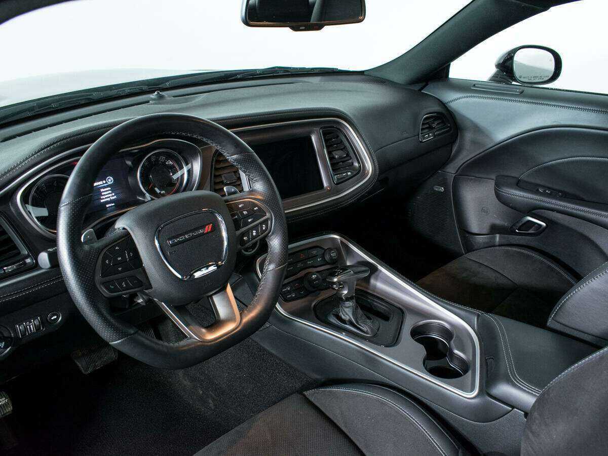 Dodge Challenger R__T, 2022 Фото №13