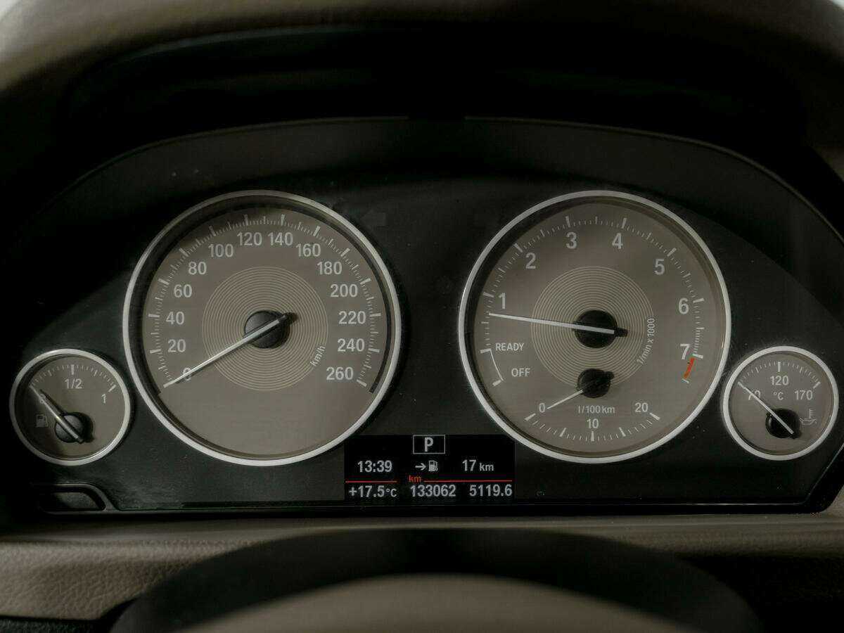 BMW 3 серии 328i, 2011 Фото №11