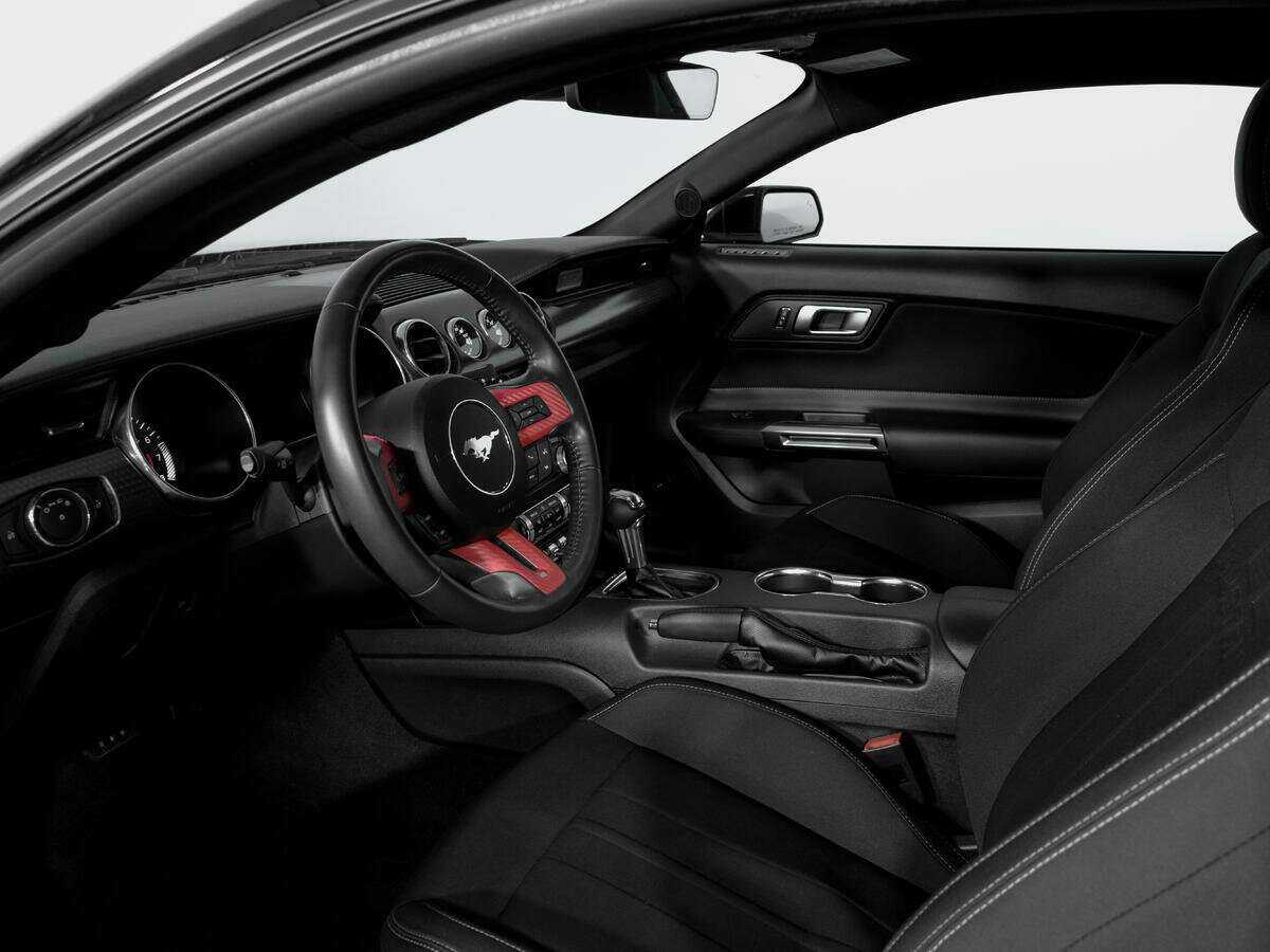 Ford Mustang, 2022 Фото №15