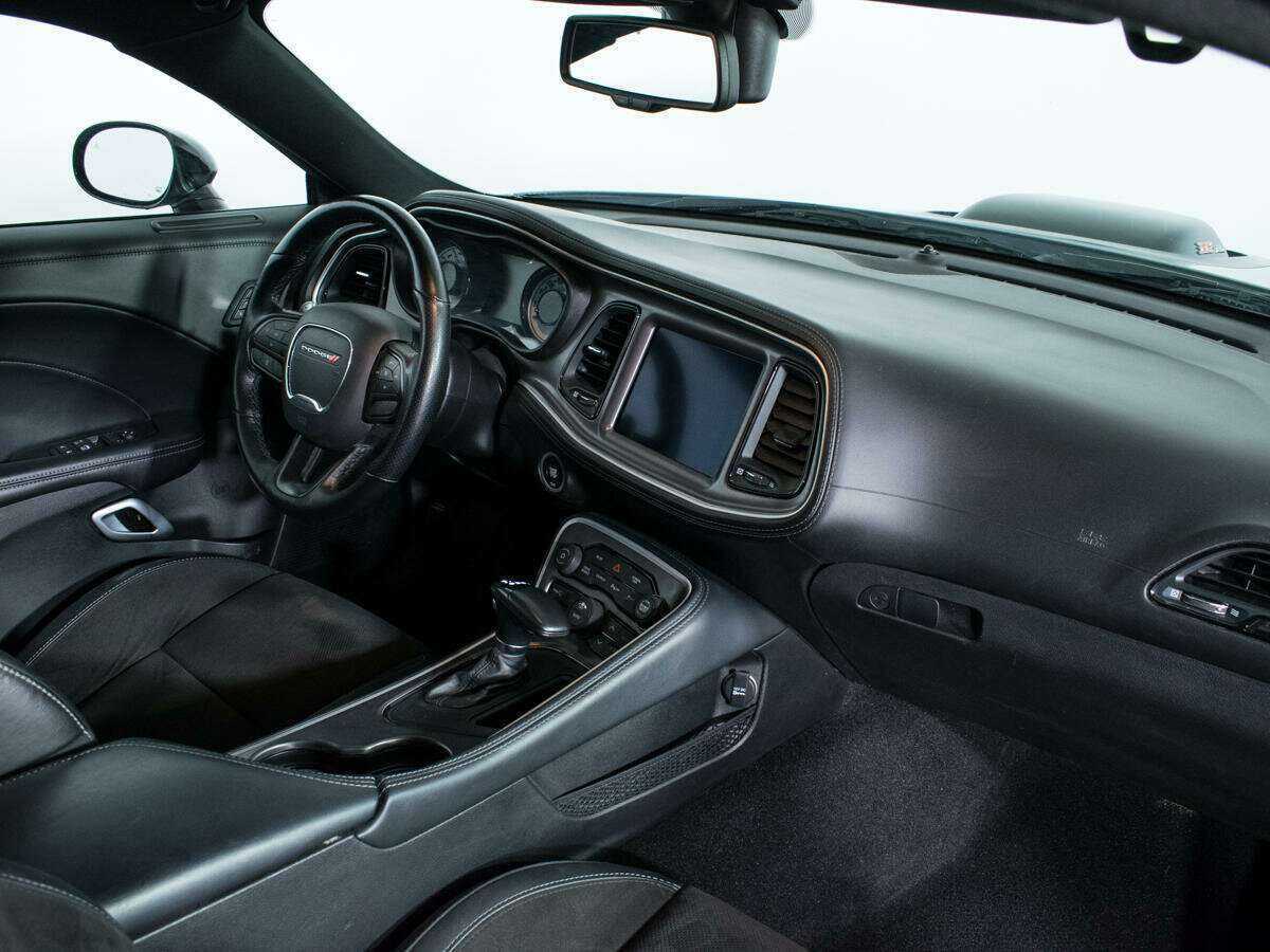 Dodge Challenger R__T, 2021 Фото №9