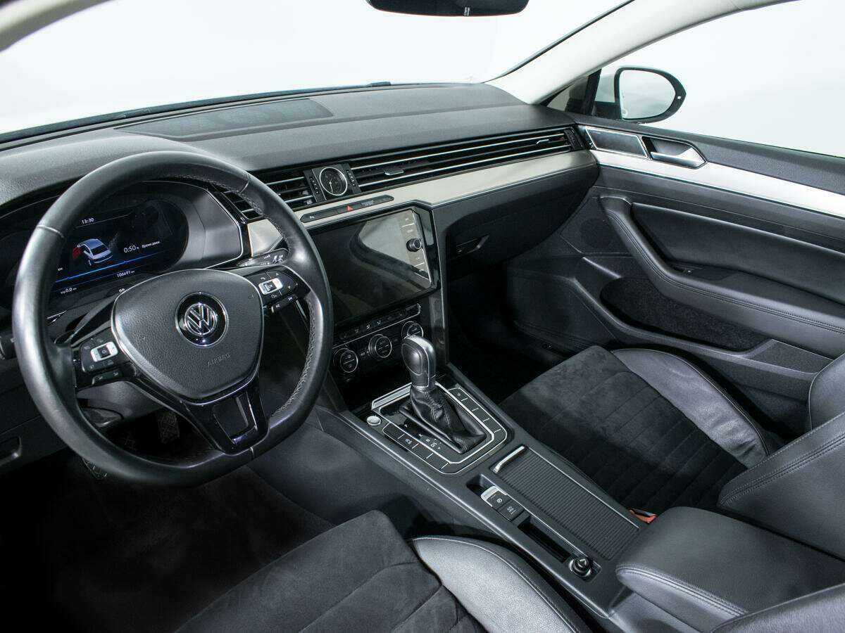 Volkswagen Passat, 2017 Фото №12