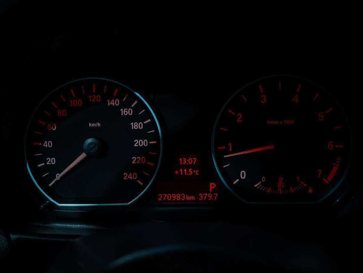 BMW 1 серии 118i, 2008 Фото №15