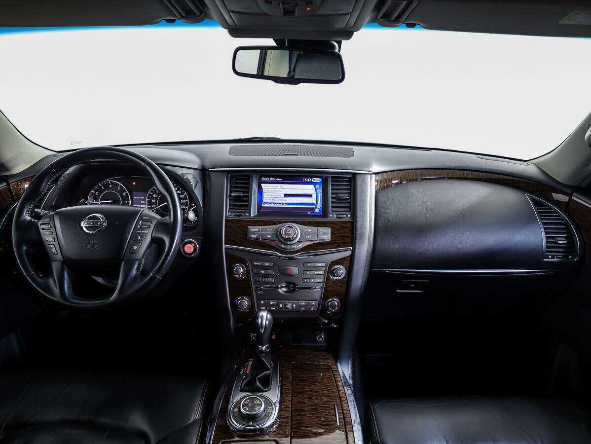 Nissan Patrol, 2010 Фото №9