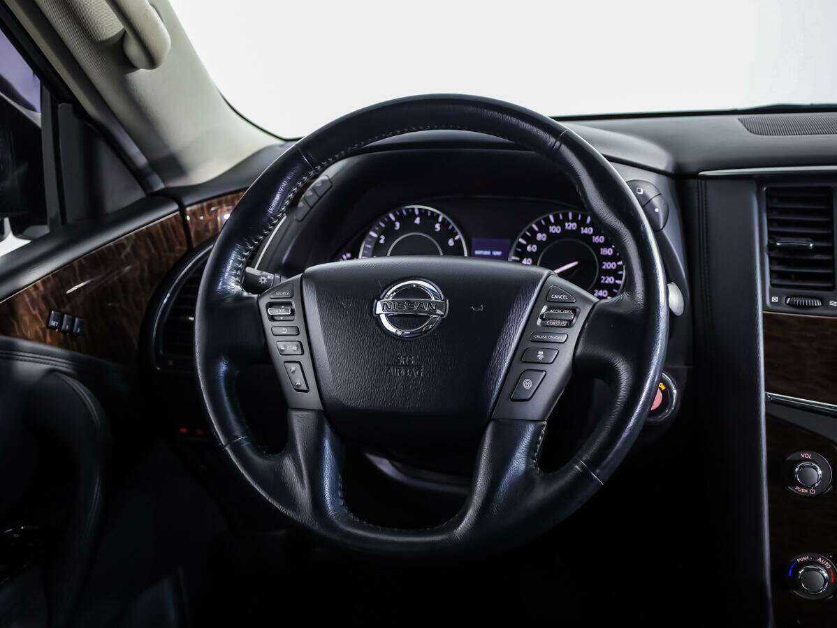 Nissan Patrol, 2010 Фото №10