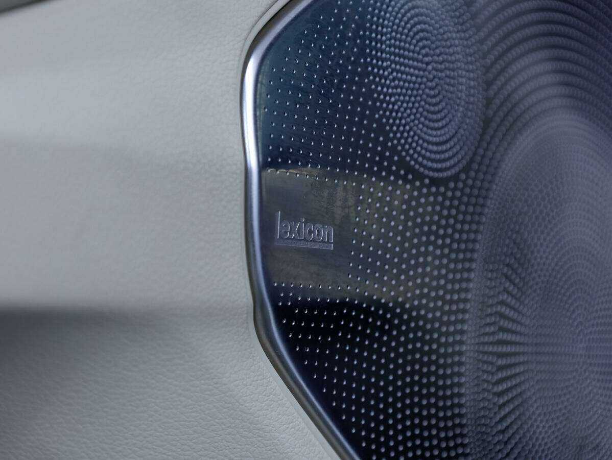 Genesis G90, 2016 Фото №17