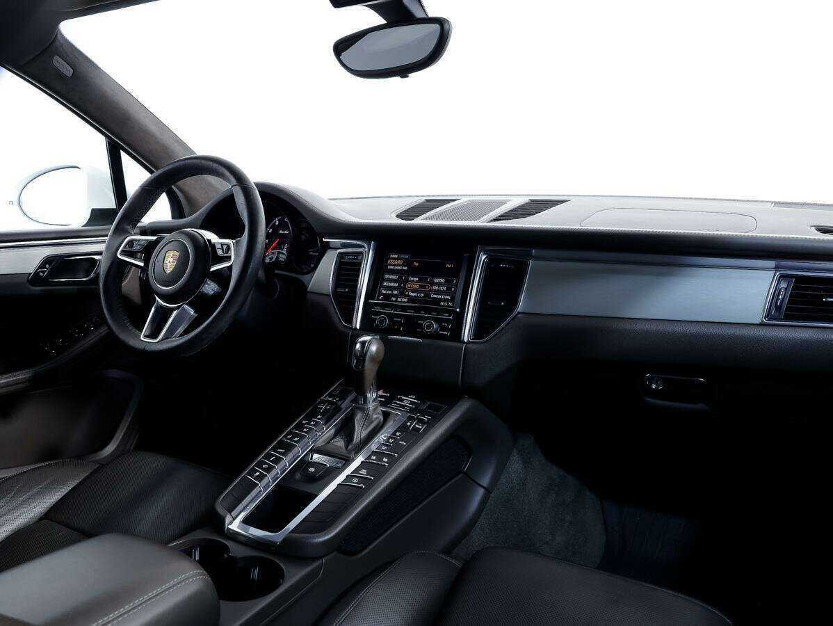 Porsche Macan Turbo, 2015 Фото №9
