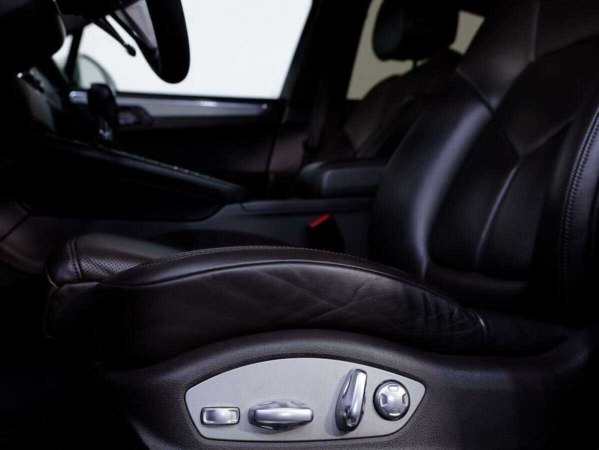 Porsche Macan Turbo, 2015 Фото №15