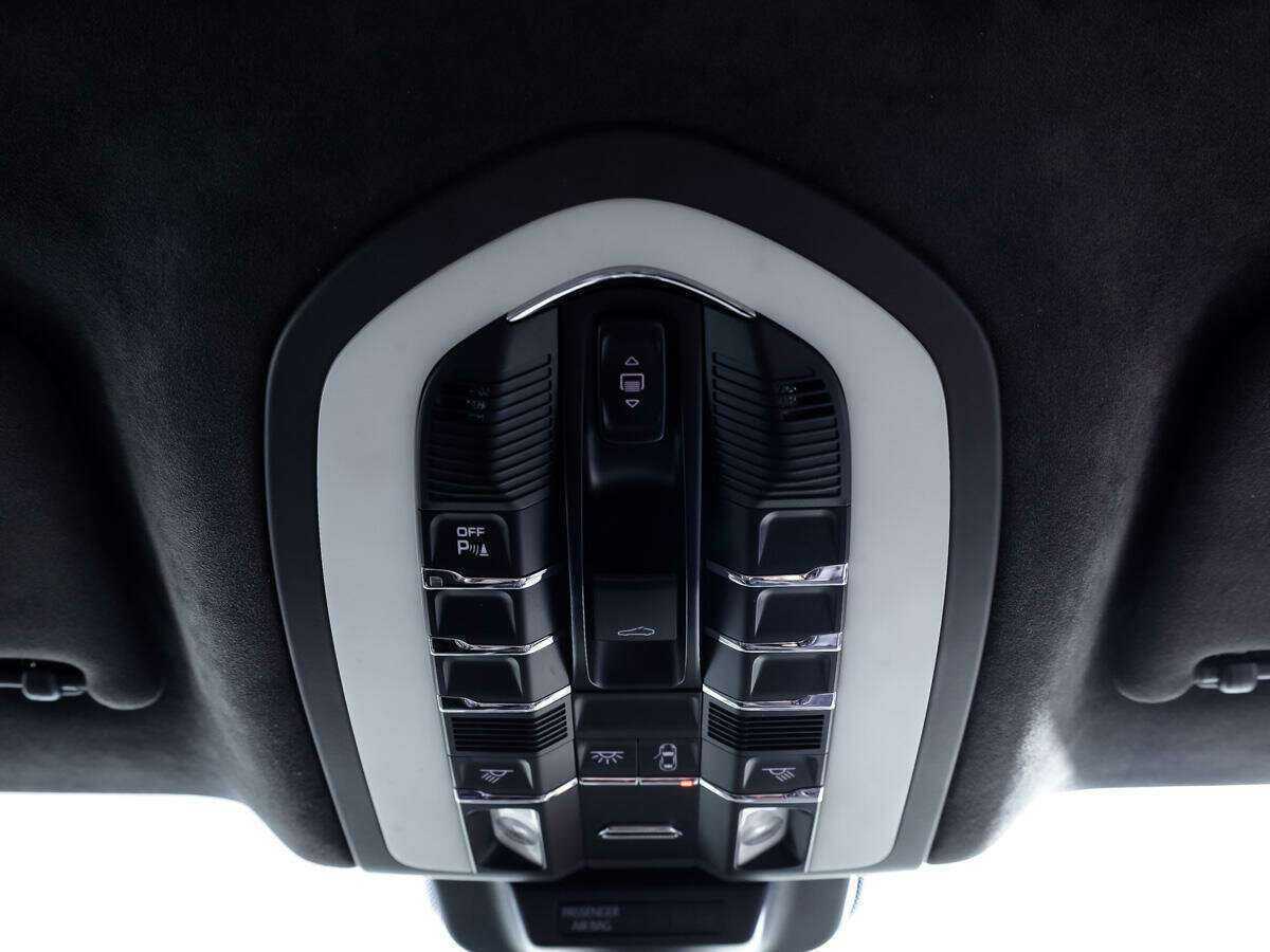 Porsche Macan Turbo, 2015 Фото №26