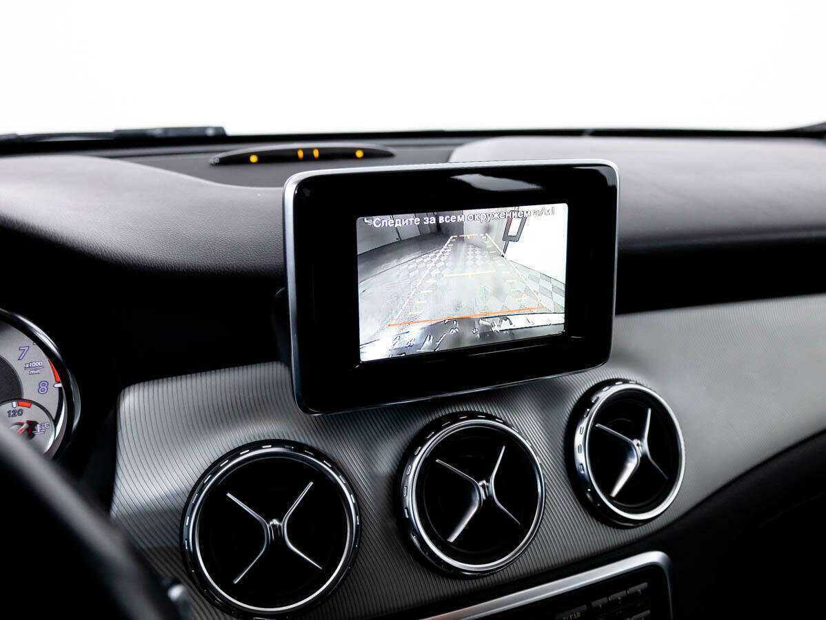 Mercedes-Benz GLA 250, 2014 Фото №18