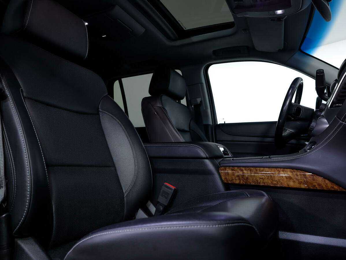 Chevrolet Tahoe, 2018 Фото №14