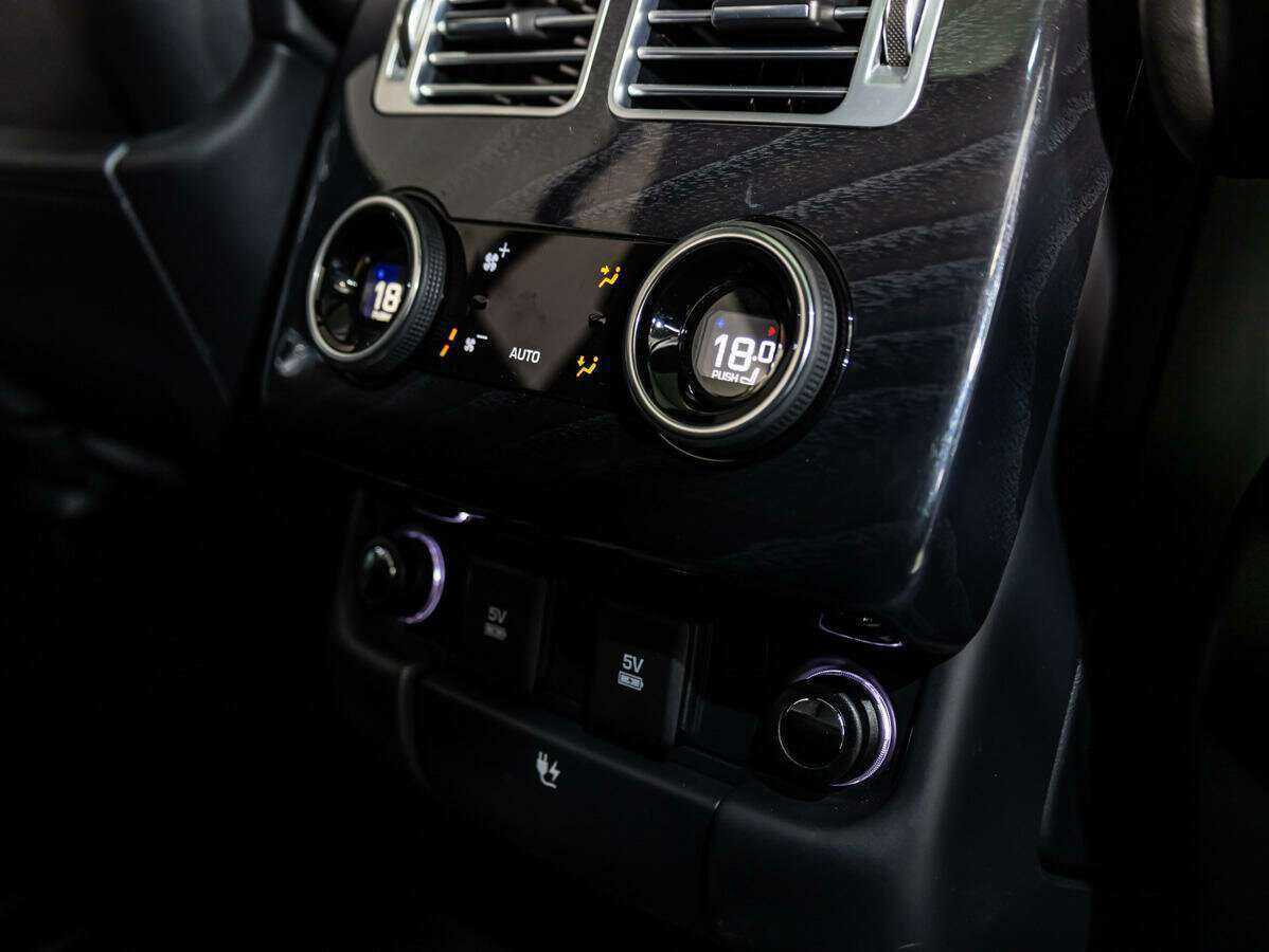 Land Rover Range Rover, 2018 Фото №18