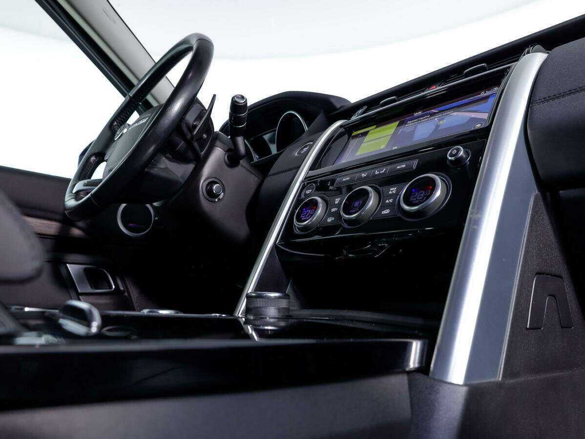 Land Rover Discovery, 2017 Фото №14