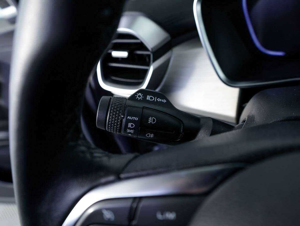 Geely Coolray, 2022 Фото №16