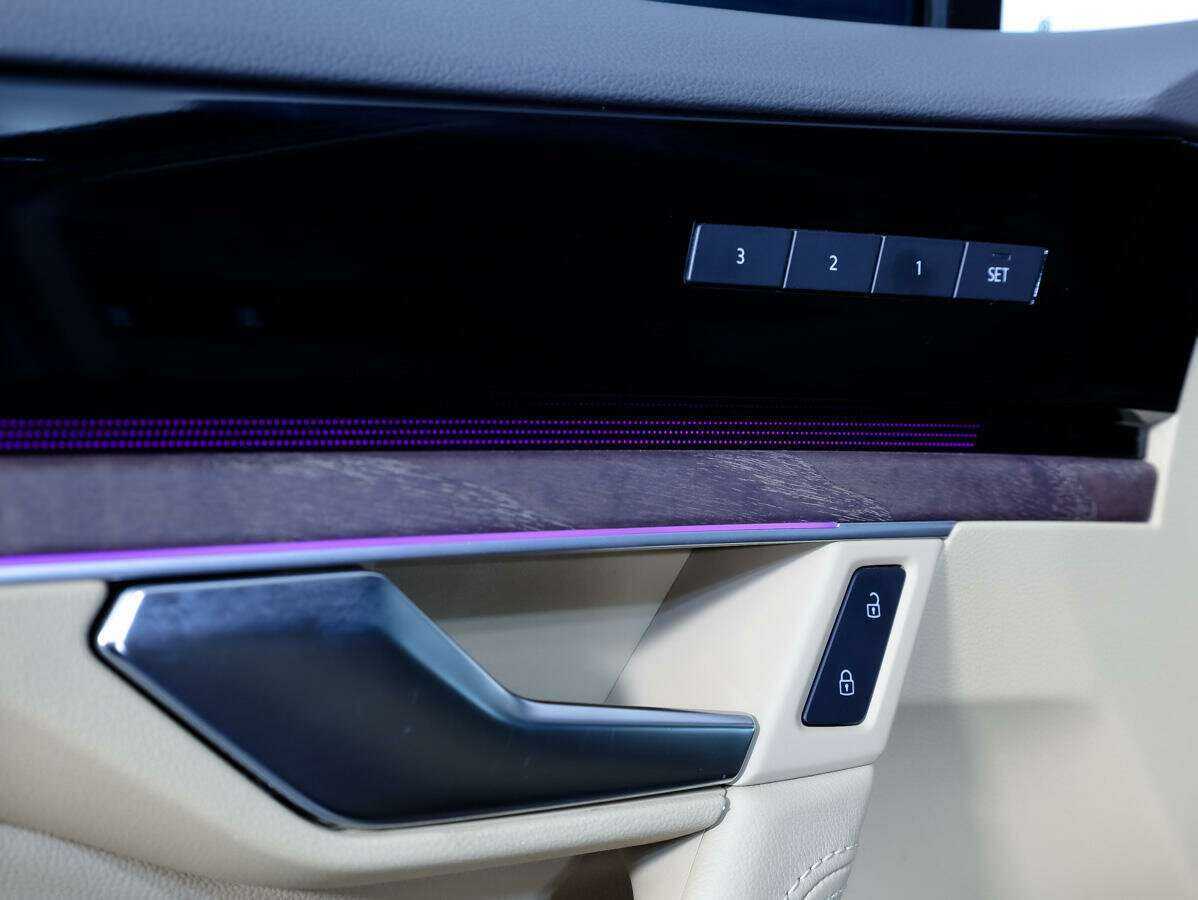 Volkswagen Touareg, 2020 Фото №15