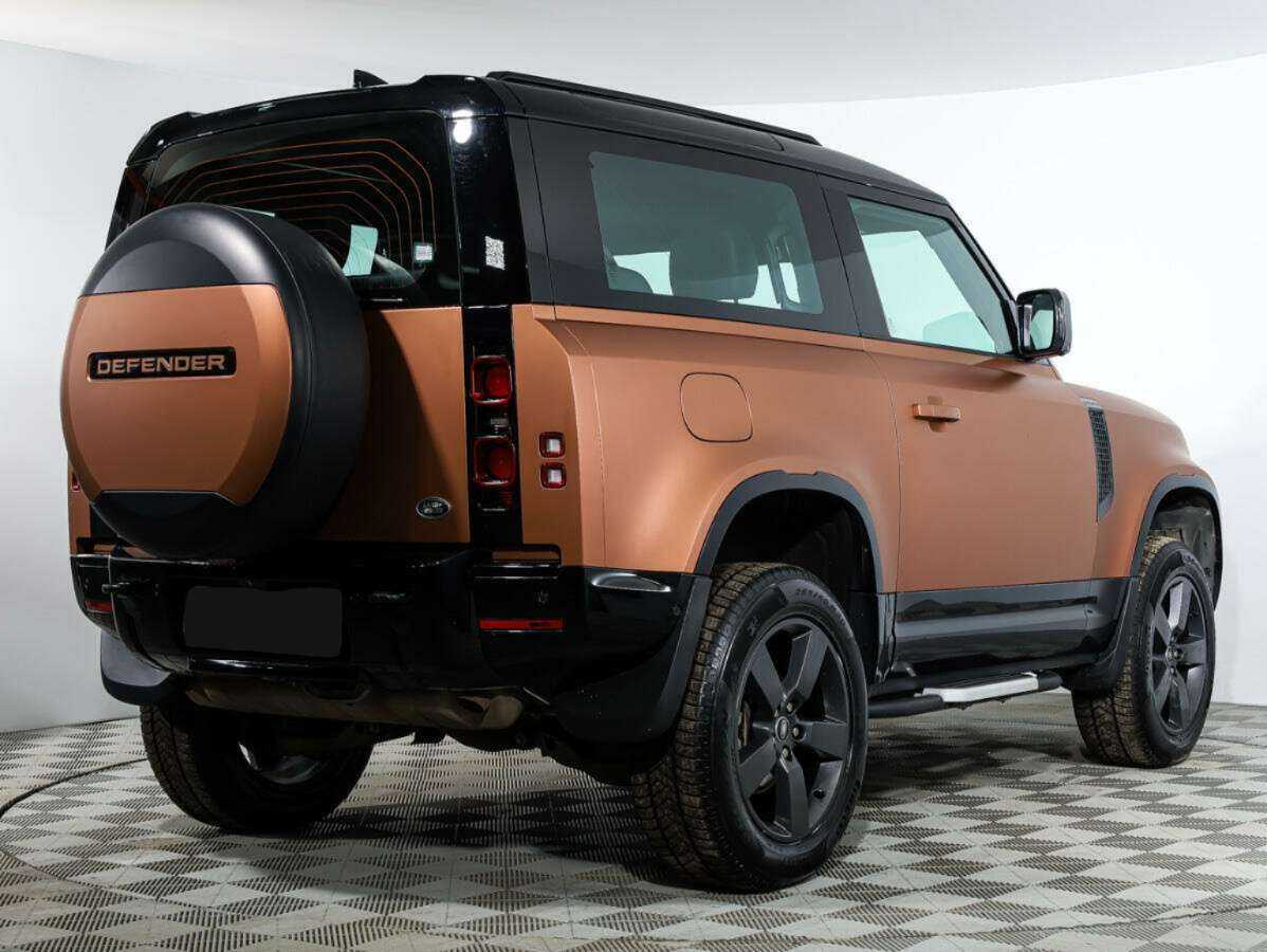 Land Rover Defender 90, 2021 - 79 925 км. | Фото №2