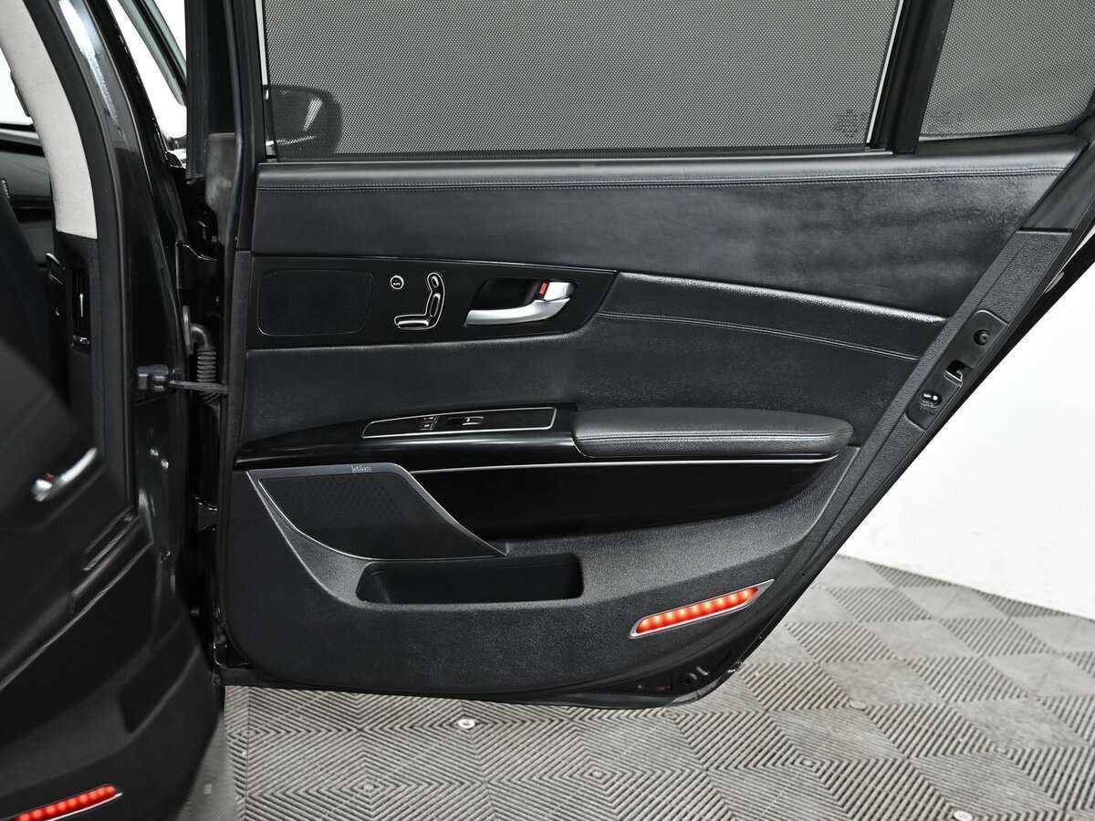 Kia Quoris, 2013 Фото №18