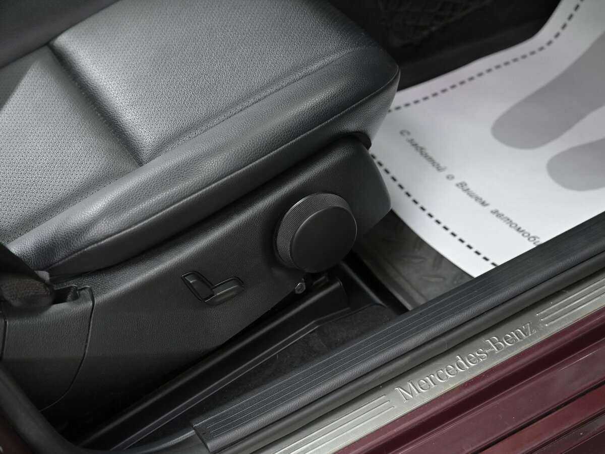 Mercedes-Benz GLK-Класс 300, 2010 Фото №12