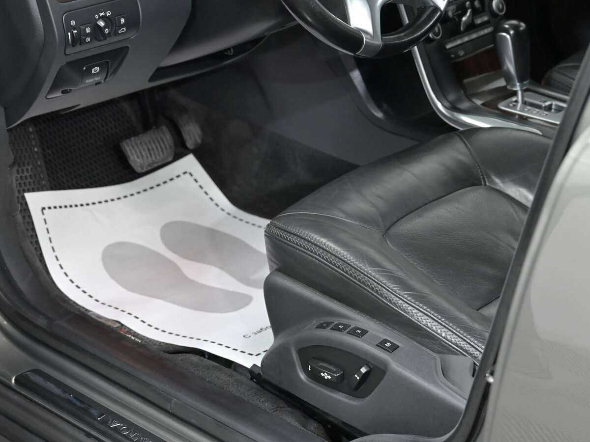 Volvo XC70, 2010 Фото №12