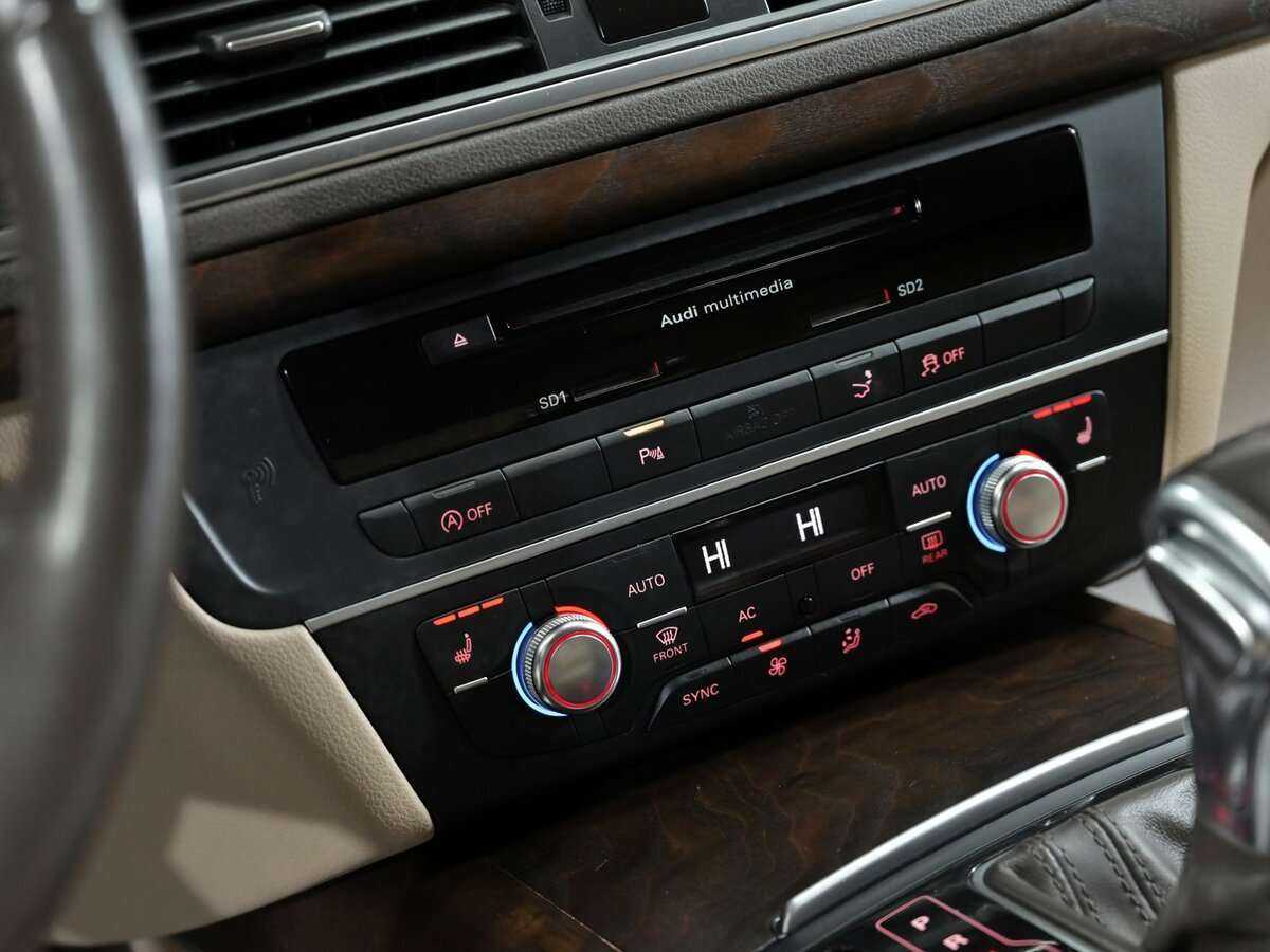 Audi A7, 2011 Фото №16