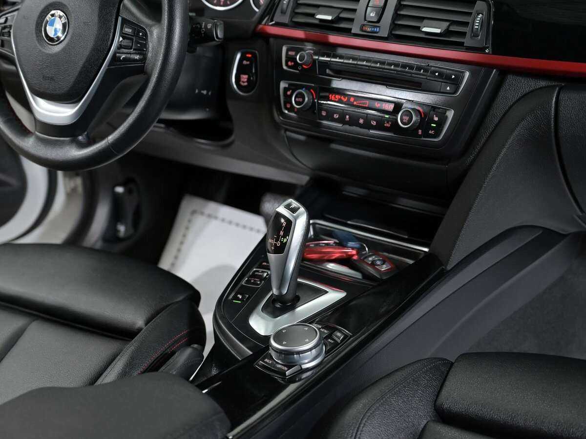 BMW 3 серии Gran Turismo 320i xDrive, 2015 Фото №10