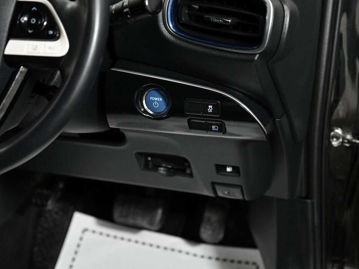 Toyota Prius, 2016 Фото №11