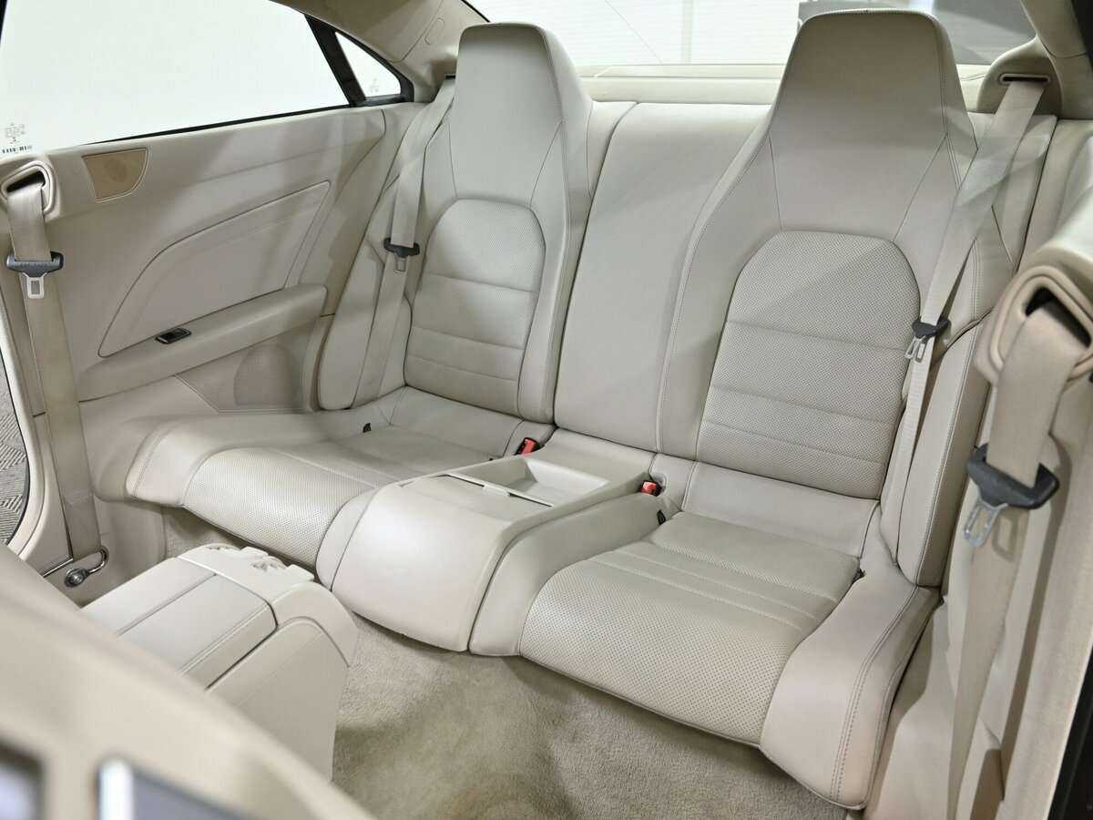 Mercedes-Benz E-Класс 250, 2014 Фото №12