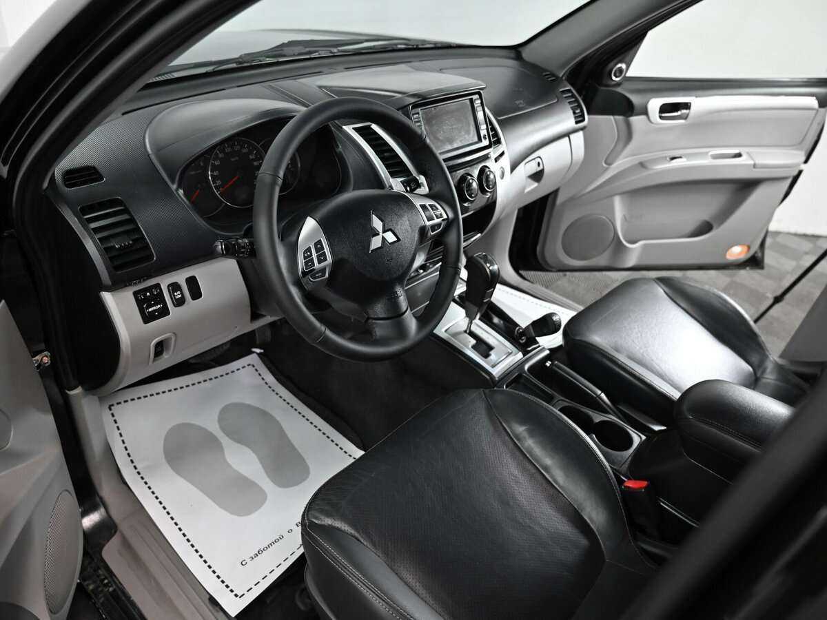 Mitsubishi Pajero Sport, 2010 Фото №9