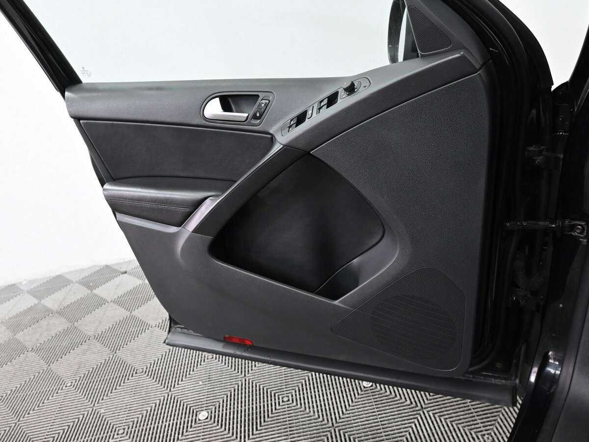 Volkswagen Tiguan, 2010 - 147 000 км. | Фото №7